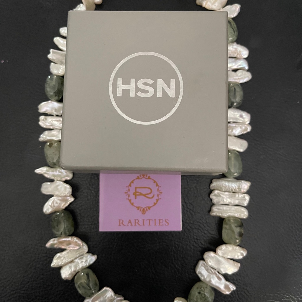 White And Green Pearl Necklace